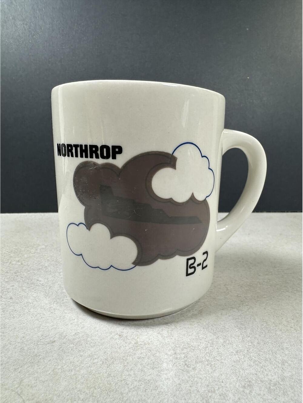 Northrop USAF B-2 Stealth Bomber Team - Heat Sensitive Ceramic Coffee Mug 1980s